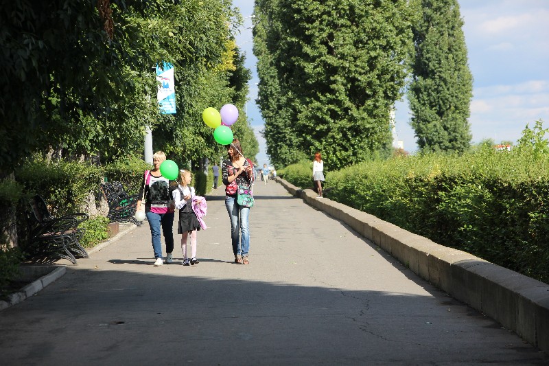 Саратовцы встретили первый день осени. Фоторепортаж