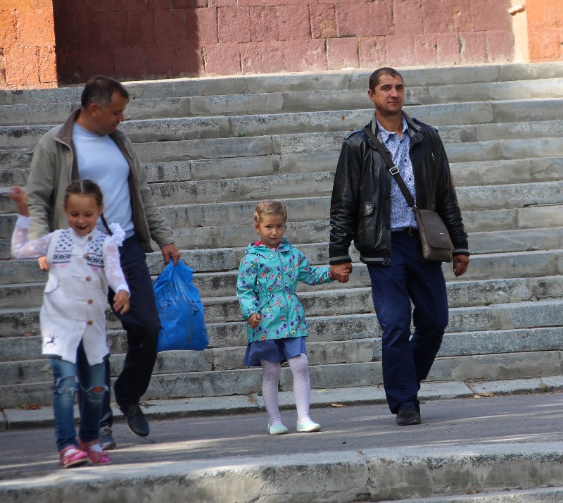 Саратовцы встретили первый день осени. Фоторепортаж