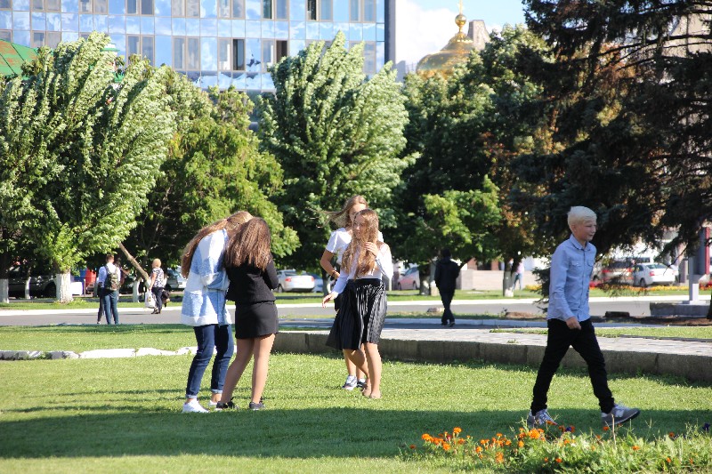 Саратовцы встретили первый день осени. Фоторепортаж