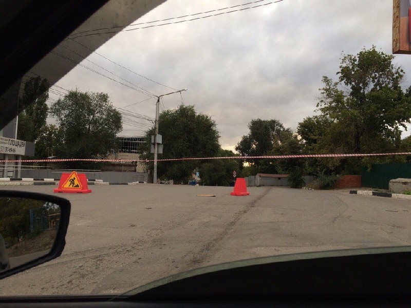 Проспект 50 лет Октября встал из-за перекрытия улицы