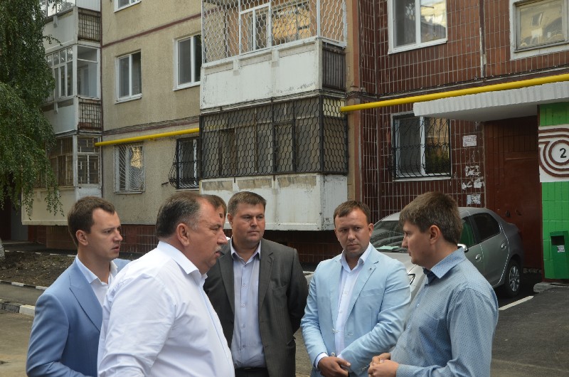 Сараев усомнился в качестве укладки асфальта во 2-м Кавказском тупике