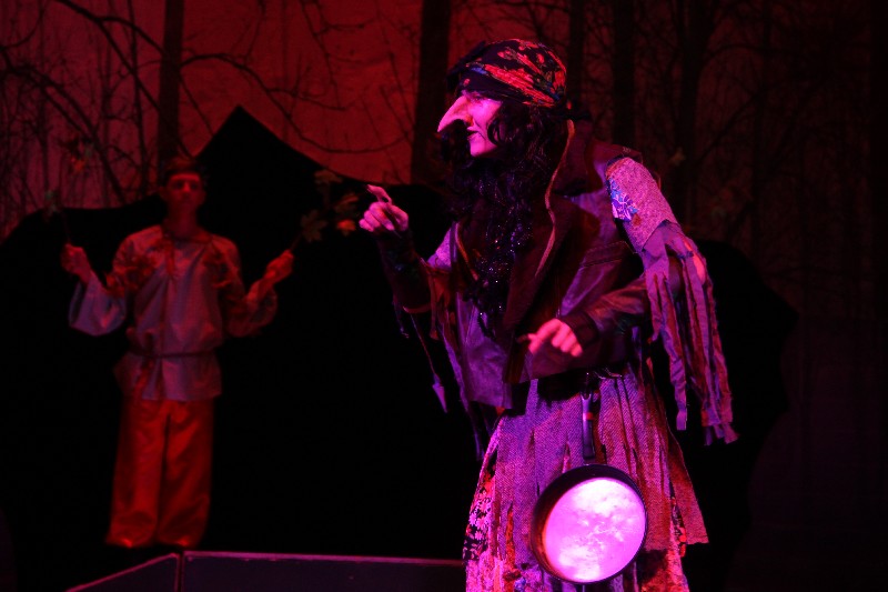 В Президентской академии показали спектакль воспитанникам интернатов