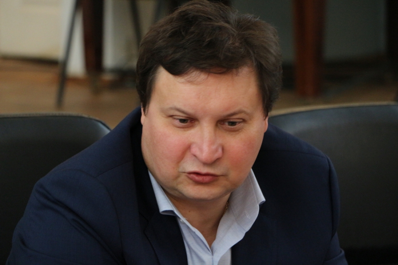 В Саратове разработают концепцию размещения рекламных вывесок