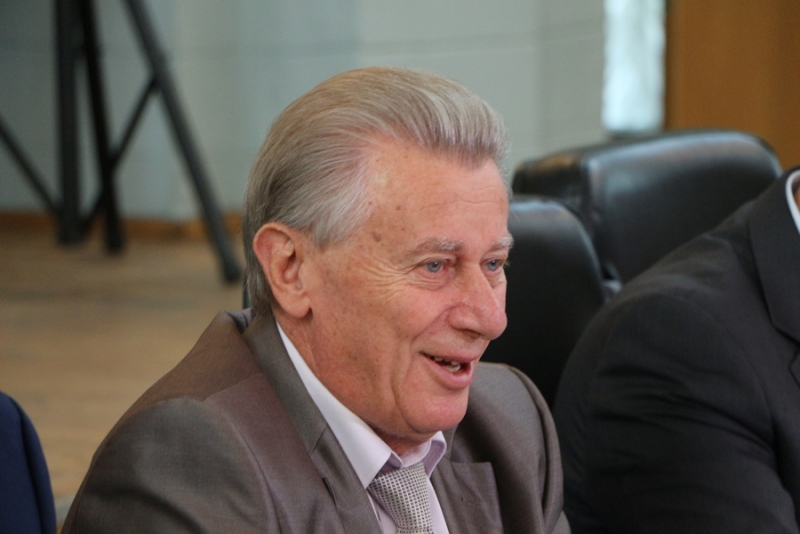 В Саратове разработают концепцию размещения рекламных вывесок