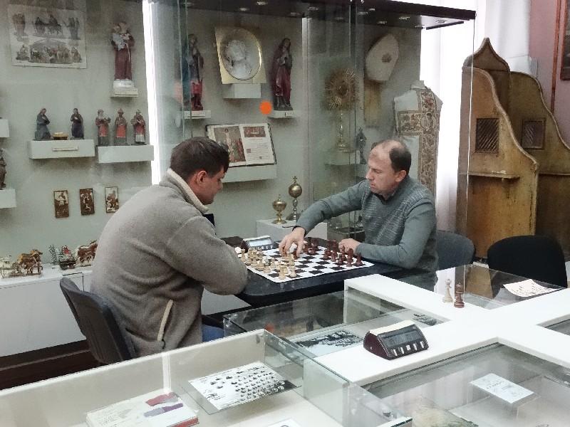 Политики и бизнесмены определили сильнейшего в шахматах