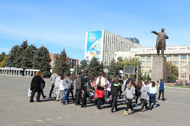 На Театральной площади проходит репетиция парада духовых оркестров