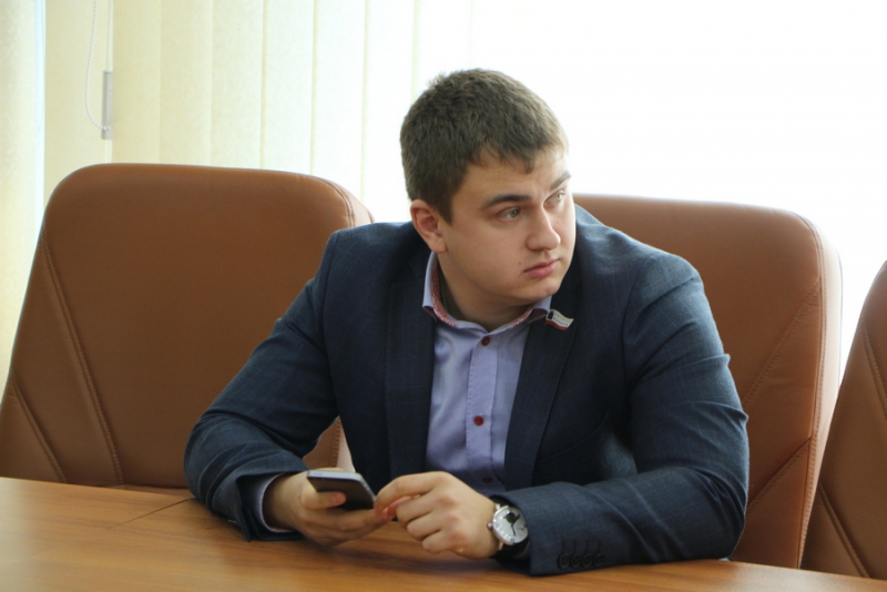 Чиновников раскритиковали за затягивание строительства развязки на Стрелке