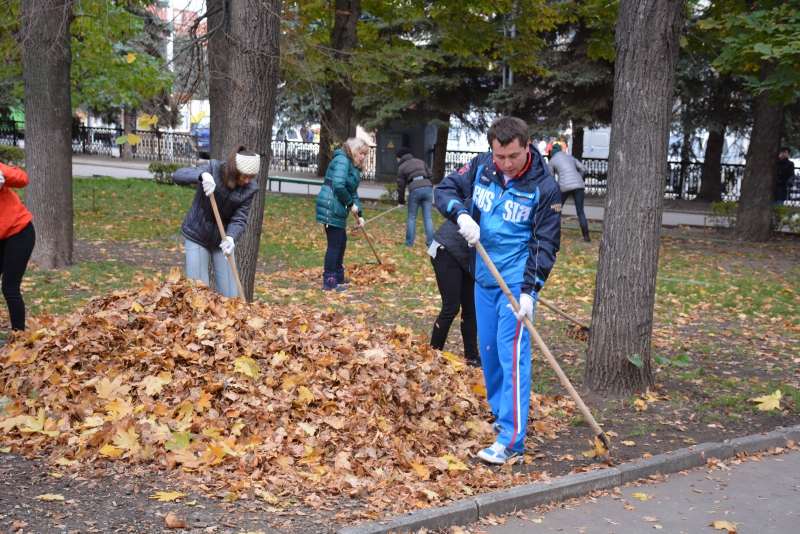 Депутаты Саратова предлагают сделать субботники «доброй традицией»