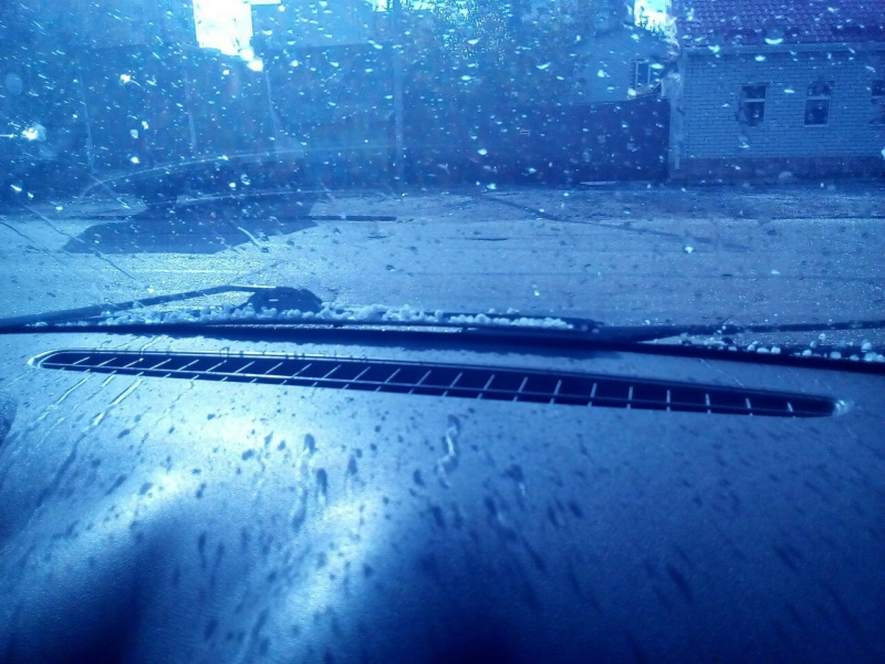 Жители Саратова увидели первый снег