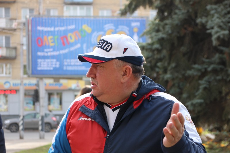 «Холодный субботник» в Саратове вывел на улицы 10 тысяч горожан