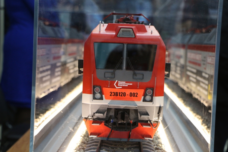 Главу Минпромторга РФ заинтересовали саратовские лазеры