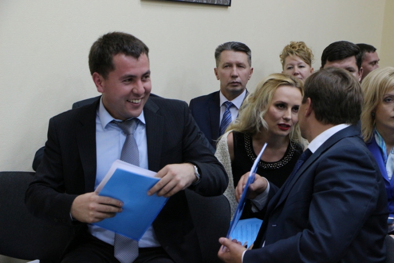 Руководитель исполкома реготделения «Единой России» слагает полномочия