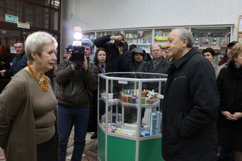 Заведующие аптек. Руководитель аптеки. Директор фармации. Понитаева илона михайловна находка. Директор аптеки.