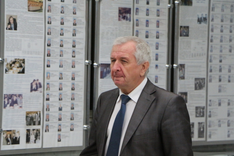 Депутат считает Валерия Сараева наиболее достойным поста главы города