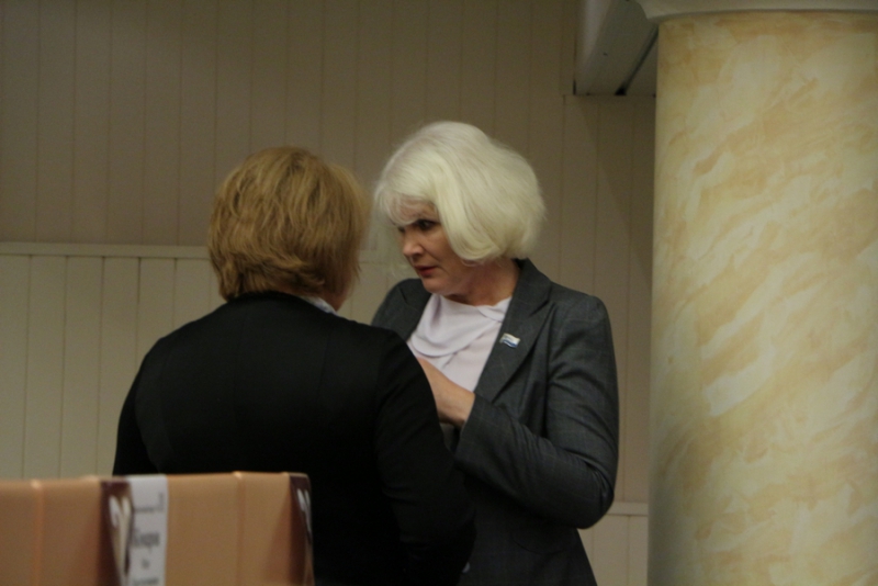 Депутат считает Валерия Сараева наиболее достойным поста главы города