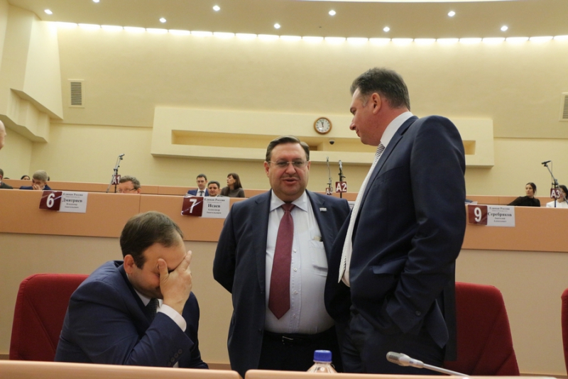 Депутат считает Валерия Сараева наиболее достойным поста главы города