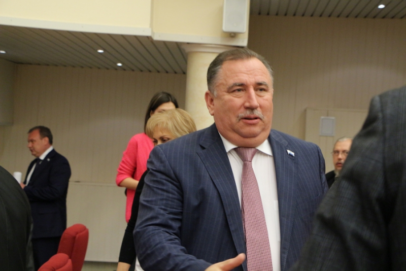 Депутат считает Валерия Сараева наиболее достойным поста главы города