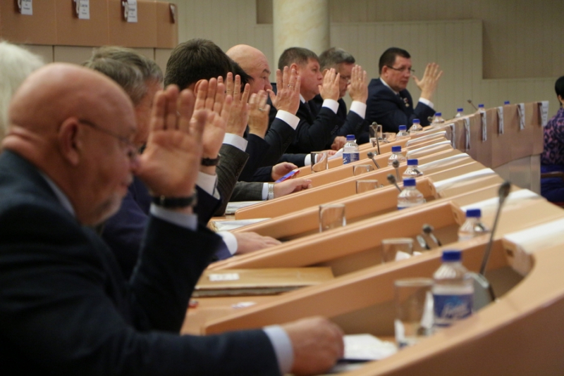 Депутат считает Валерия Сараева наиболее достойным поста главы города