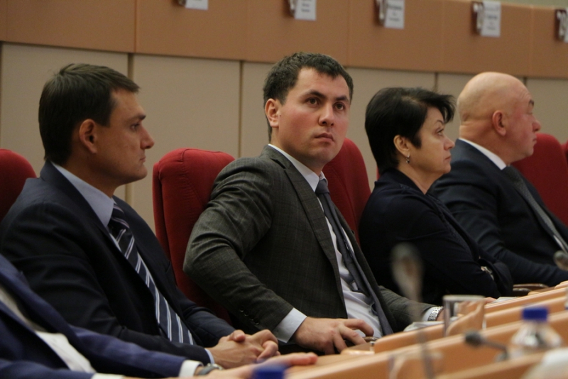 Депутат считает Валерия Сараева наиболее достойным поста главы города