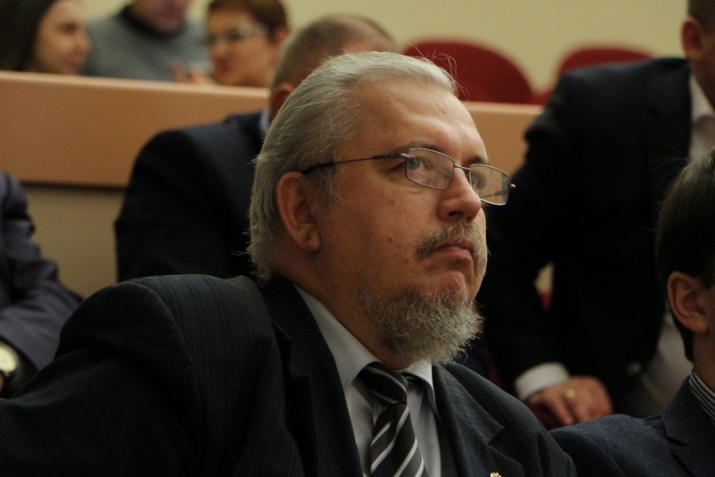 Депутат считает Валерия Сараева наиболее достойным поста главы города