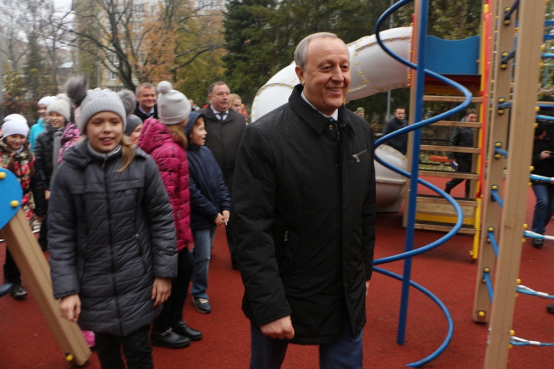 Губернатор открыл. Губернатор открыл. Губернатор открыл. Дворец водных видов спорта саратов солнечный. Михаил крячков акваир инжиниринг новосибирск.