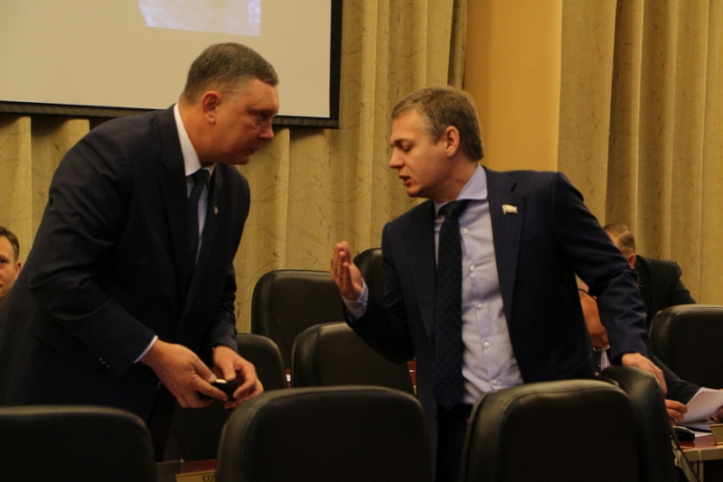 Нелегальные перевозчики на Привокзальной. Радаев надеется на помощь прокурора