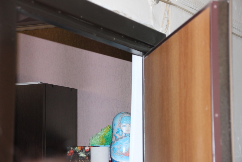 Судебные приставы: Нам редко кто добровольно открывает двери