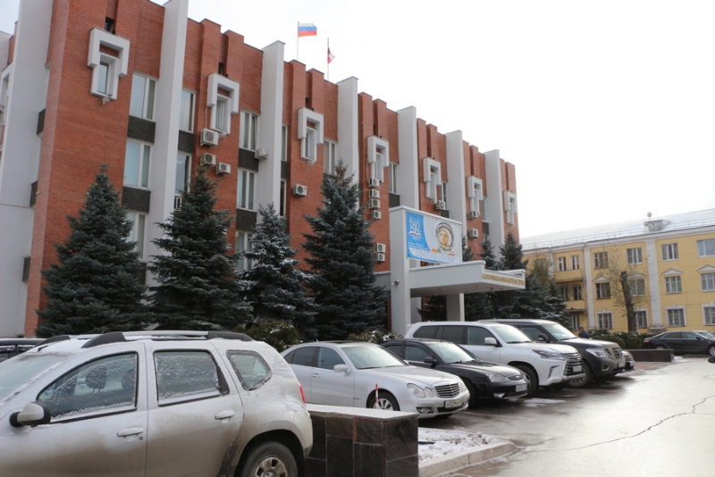 К облдуме стянуты экипажи бойцов Росгвардии