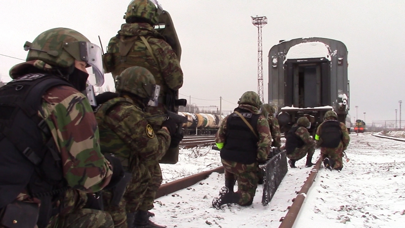 Станцию Саратов-2 освободили от «террористов»