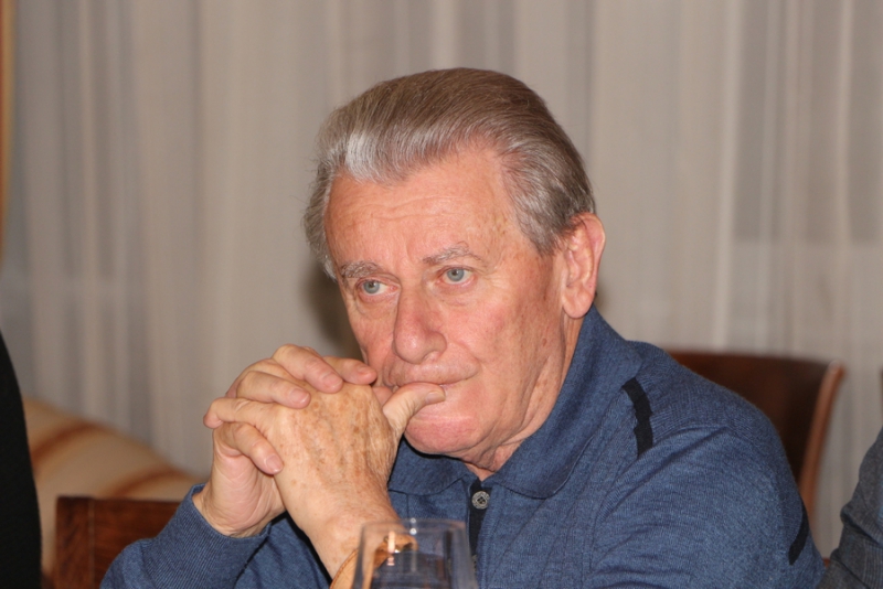 Александр Ландо: Первый раз спиртное попробовал в 18 лет