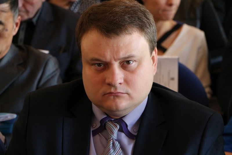 Сараев поручил объявлять ЧС при отключении хотя бы 1 дома от тепла