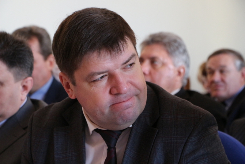 Сараев поручил объявлять ЧС при отключении хотя бы 1 дома от тепла