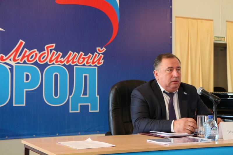 Сараев поручил объявлять ЧС при отключении хотя бы 1 дома от тепла