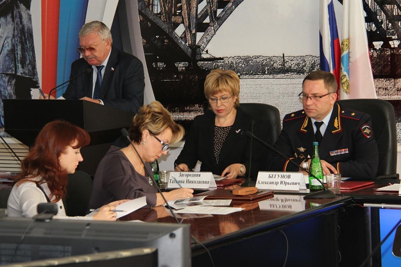 Детский омбудсмен подписала договор с ГУ МВД и общественным советом