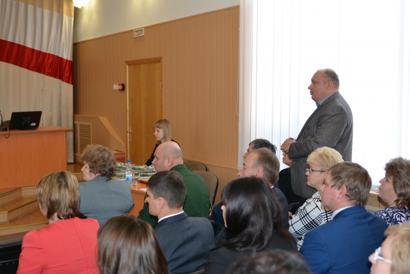 Грищенко обсудил федеральный бюджет с партийным активом четырех районов