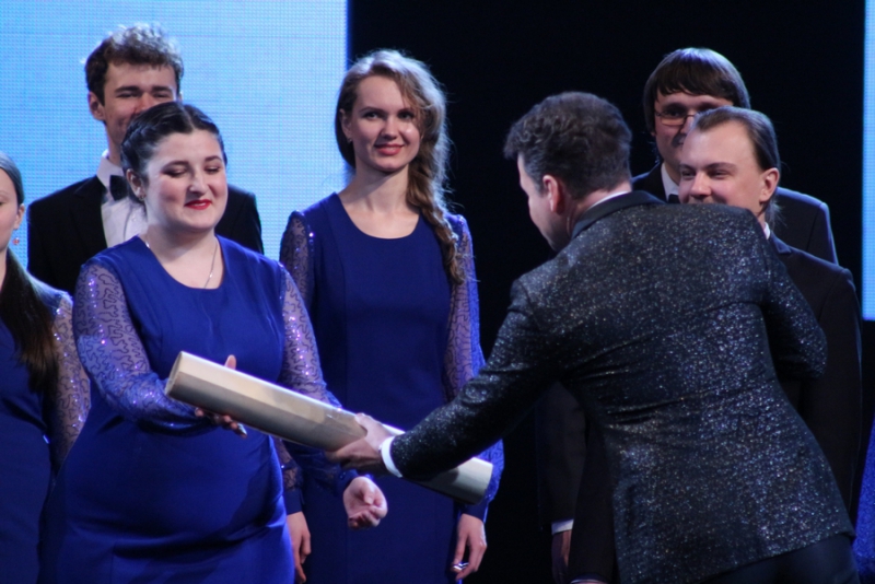 Телеведущий Александр Олешко нашел в Саратове наследницу