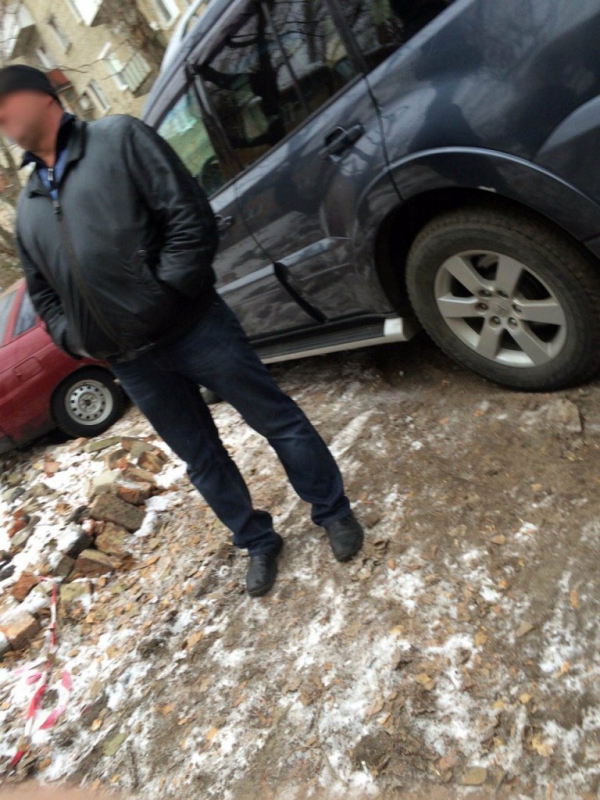 Владельца «Мицубиси» вынудили отдать долги, пригрозив эвакуатором