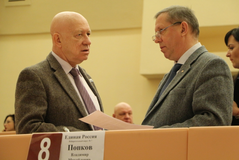 Депутаты лишили себя и главу Саратова права иметь счета за рубежом