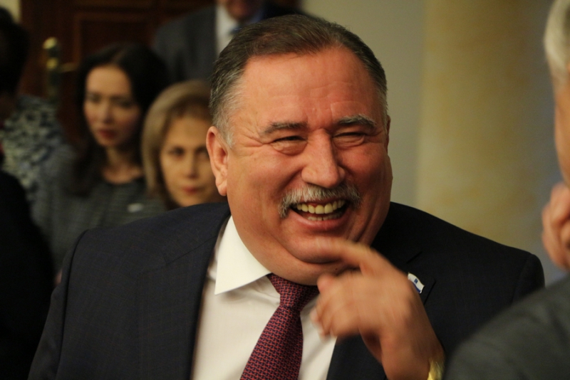 Депутаты лишили себя и главу Саратова права иметь счета за рубежом