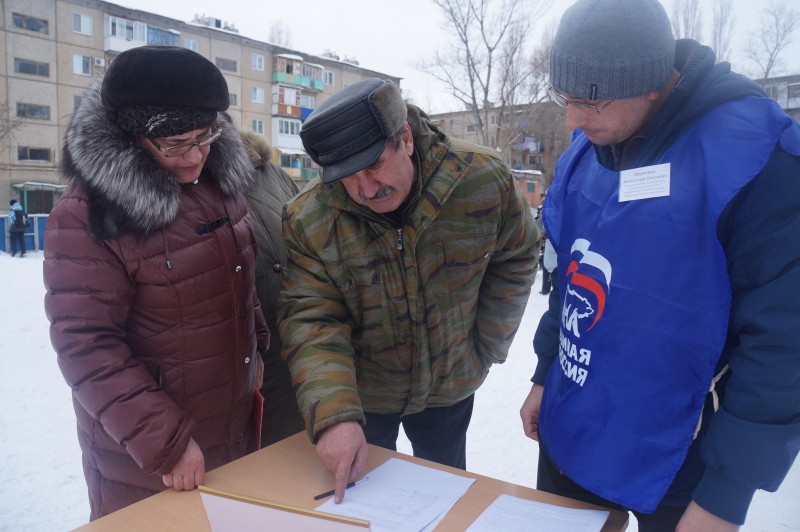 В Марксе устроили пикет против произвола управляющих компаний