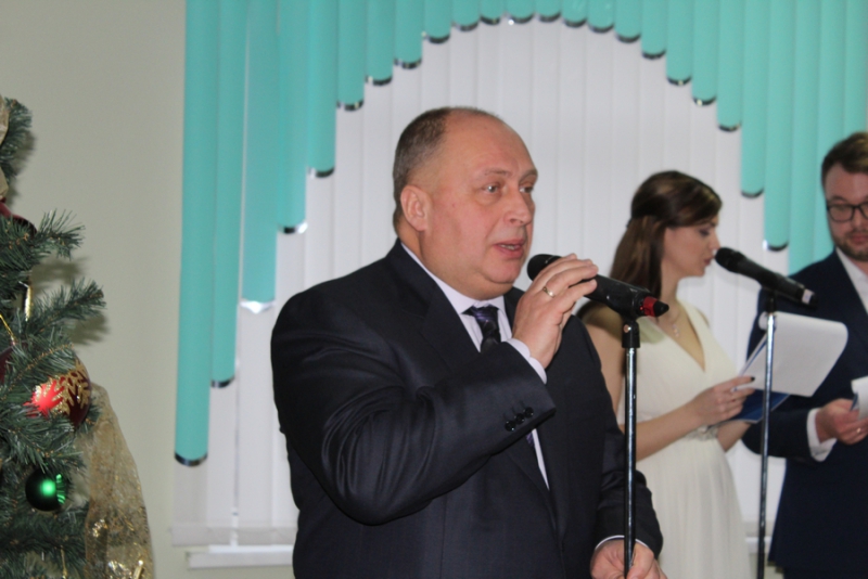 Саратовских журналистов поздравили с Днем российской печати