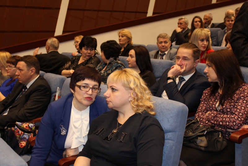 Саратовских журналистов поздравили с Днем российской печати