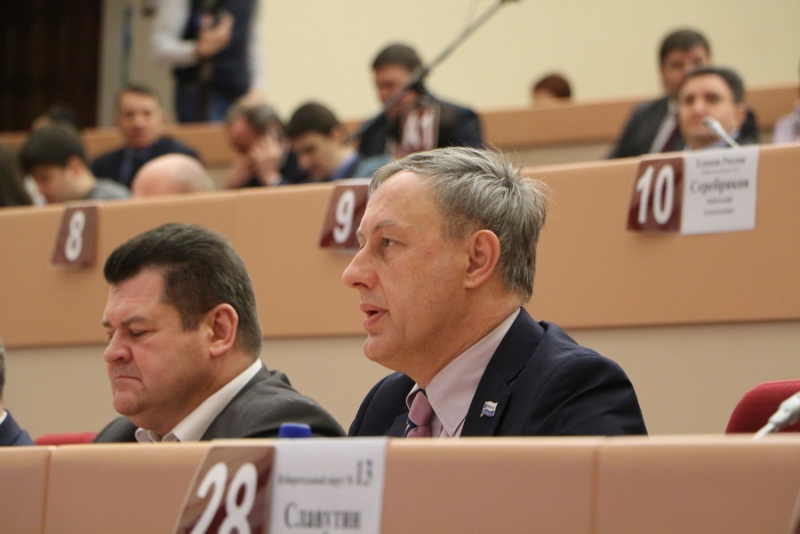 Гордума приняла решение о досрочном уходе Сергея Наумова