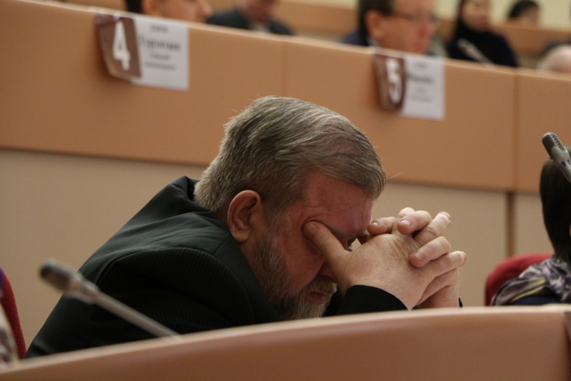 Гордума приняла решение о досрочном уходе Сергея Наумова