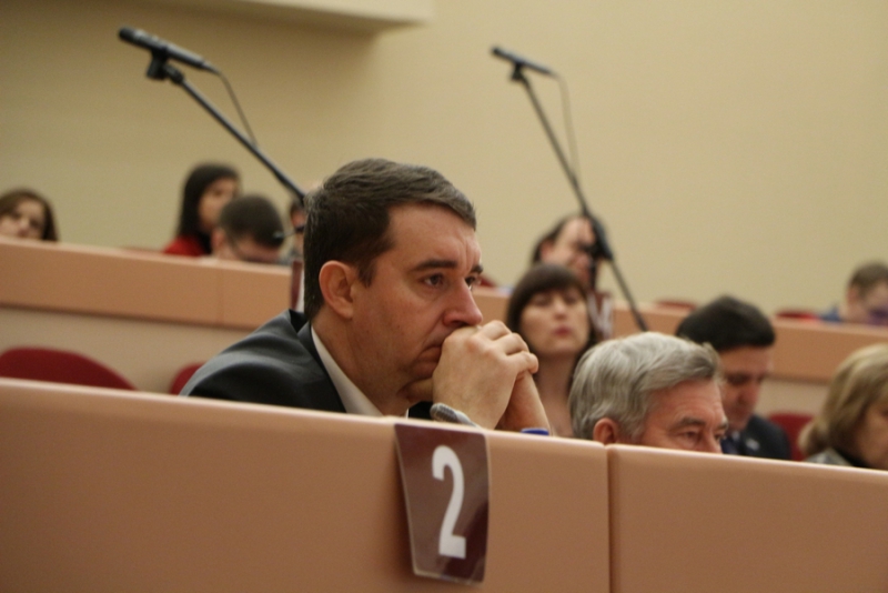 Гордума приняла решение о досрочном уходе Сергея Наумова