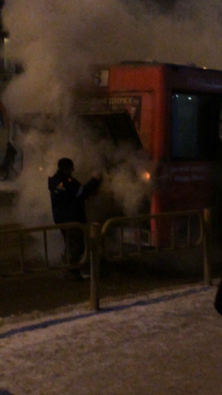 В Саратове горел автобус маршрута №6