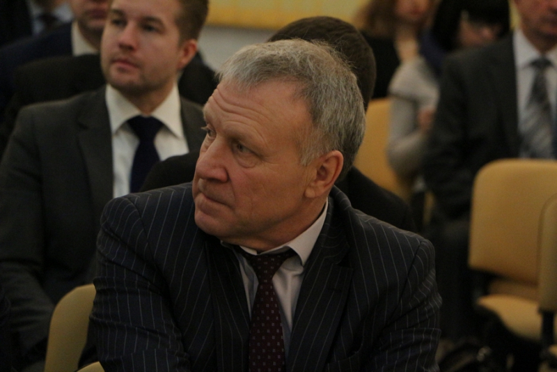 И.п. спикера гордумы неожиданно обрушился с критикой на чиновников