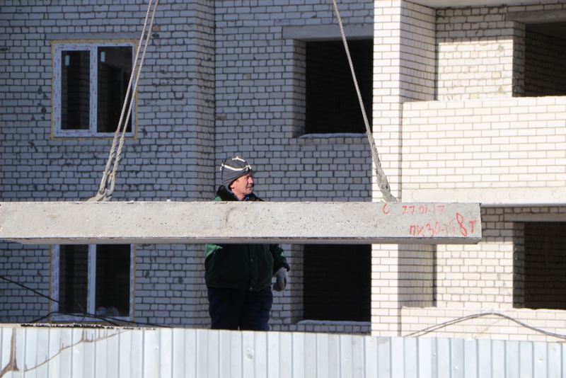 Детям-сиротам вручили квартиры в Солнечном