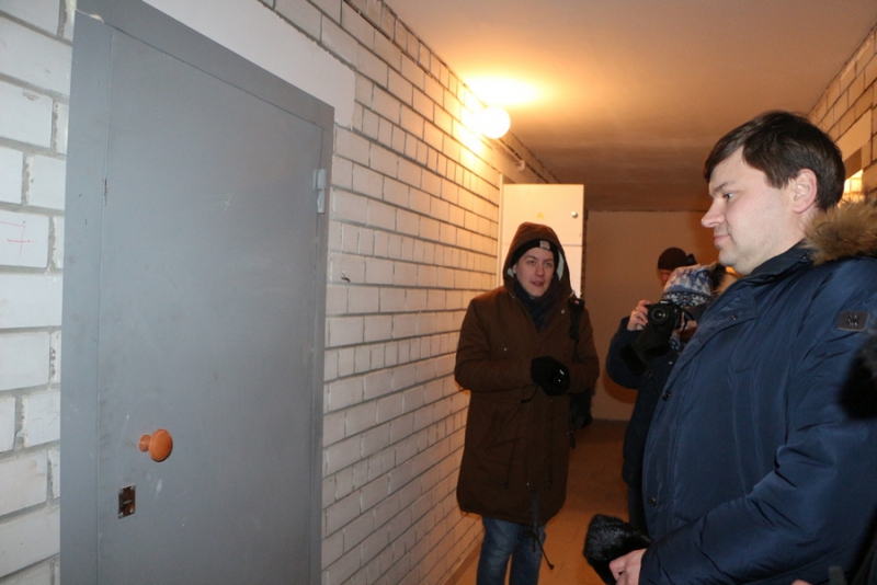 Детям-сиротам вручили квартиры в Солнечном