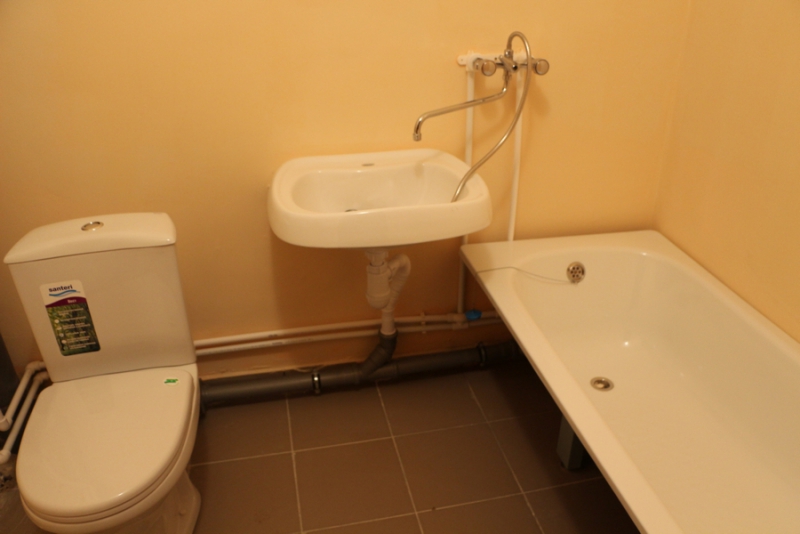 Детям-сиротам вручили квартиры в Солнечном